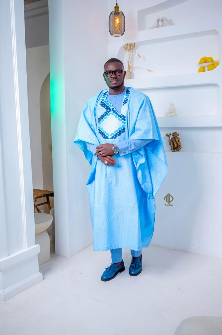 Grand Boubou Bleu Ciel Prestige – 3 Pièces